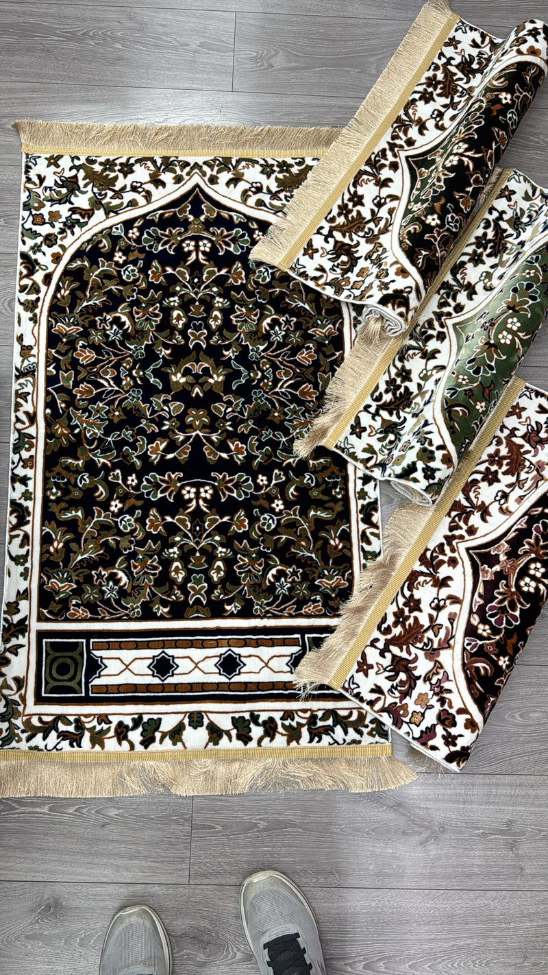 luxurious Carpet Prayer Mat