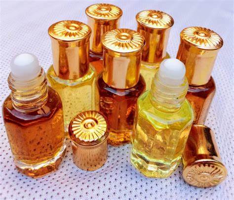 Zamzam Exclusive Perfume Oil, Long Lasting Oil Based Perfume in Roll-On / Dipstick Glass Bottle - Sizes Available From 3 ml to 100 ml